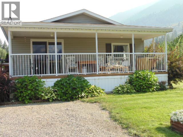 1526 Main Street N - 41