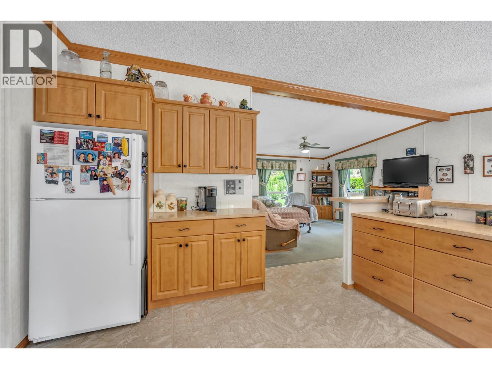 1526 Main Street N - 7