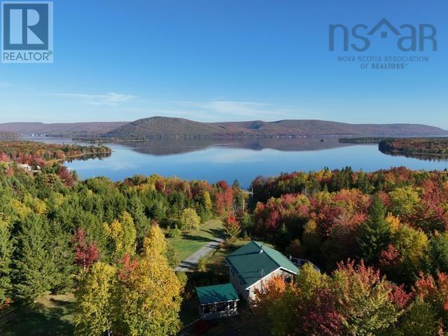 692 Portage Road - 1