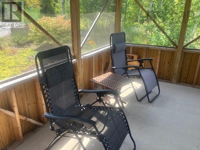 692 Portage Road - 16
