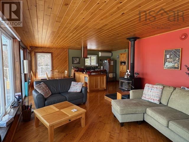692 Portage Road - 26