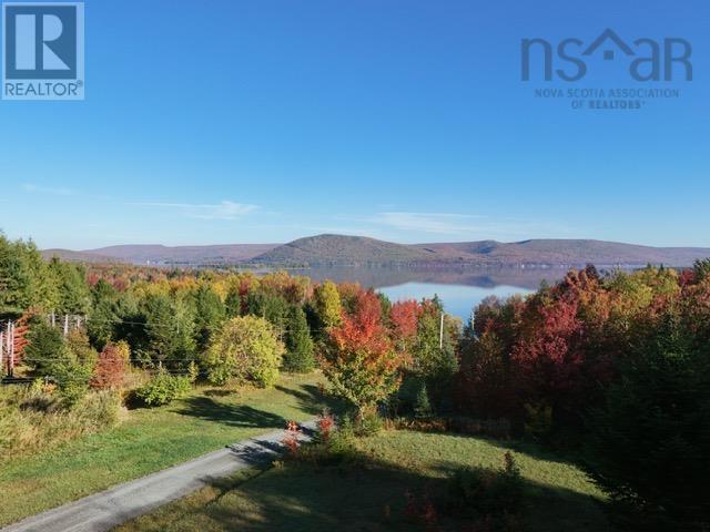692 Portage Road - 4