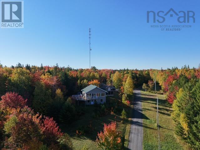 692 Portage Road - 5