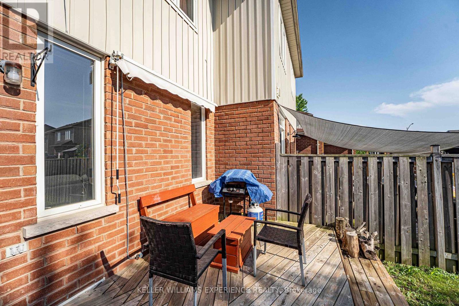 110 COLLIER CRESCENT - 22