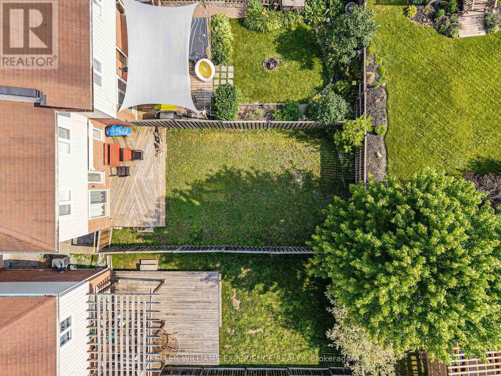 110 COLLIER CRESCENT - 28