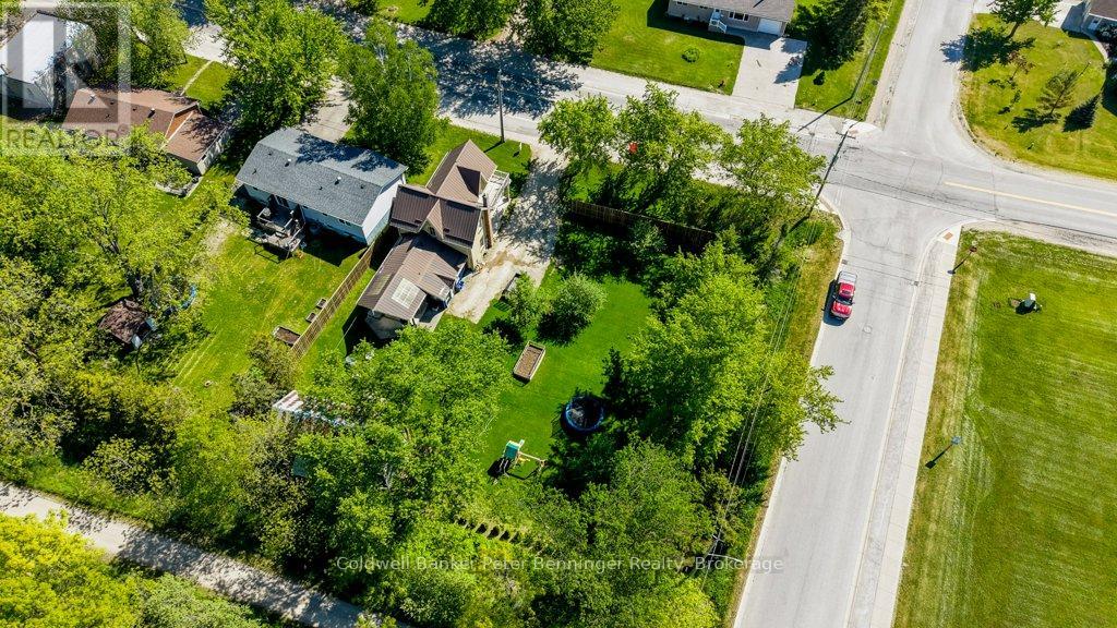 146 QUEEN STREET S - 44