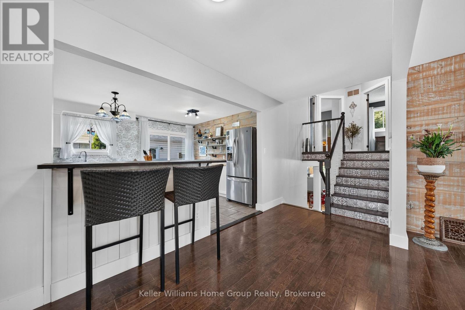 129 PARKSIDE DRIVE W - 14