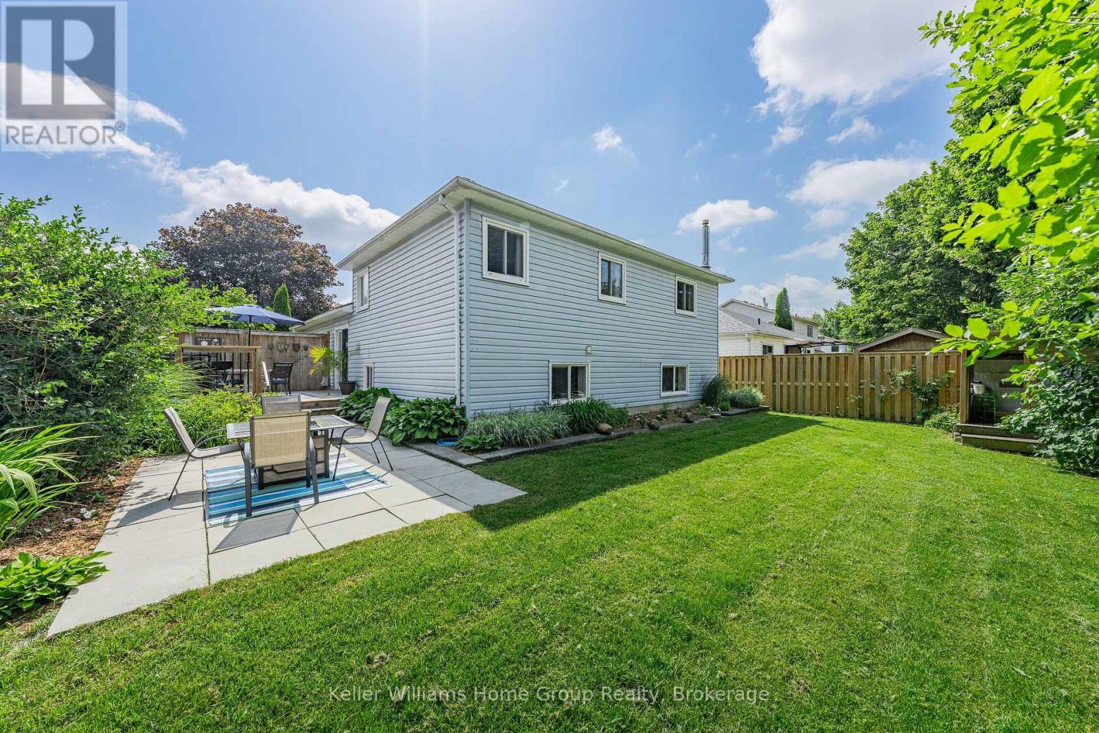 129 PARKSIDE DRIVE W - 44