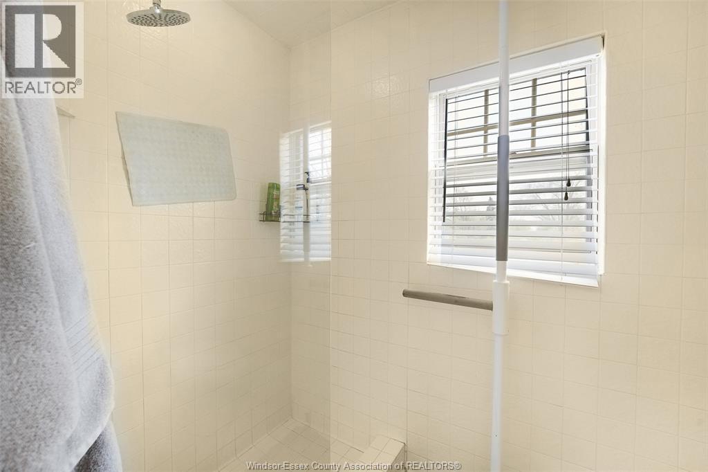 7505 Riverside DRIVE East - 23