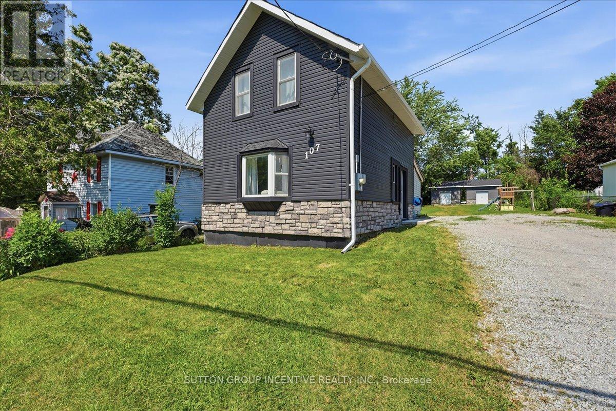 107 PARK STREET - 31