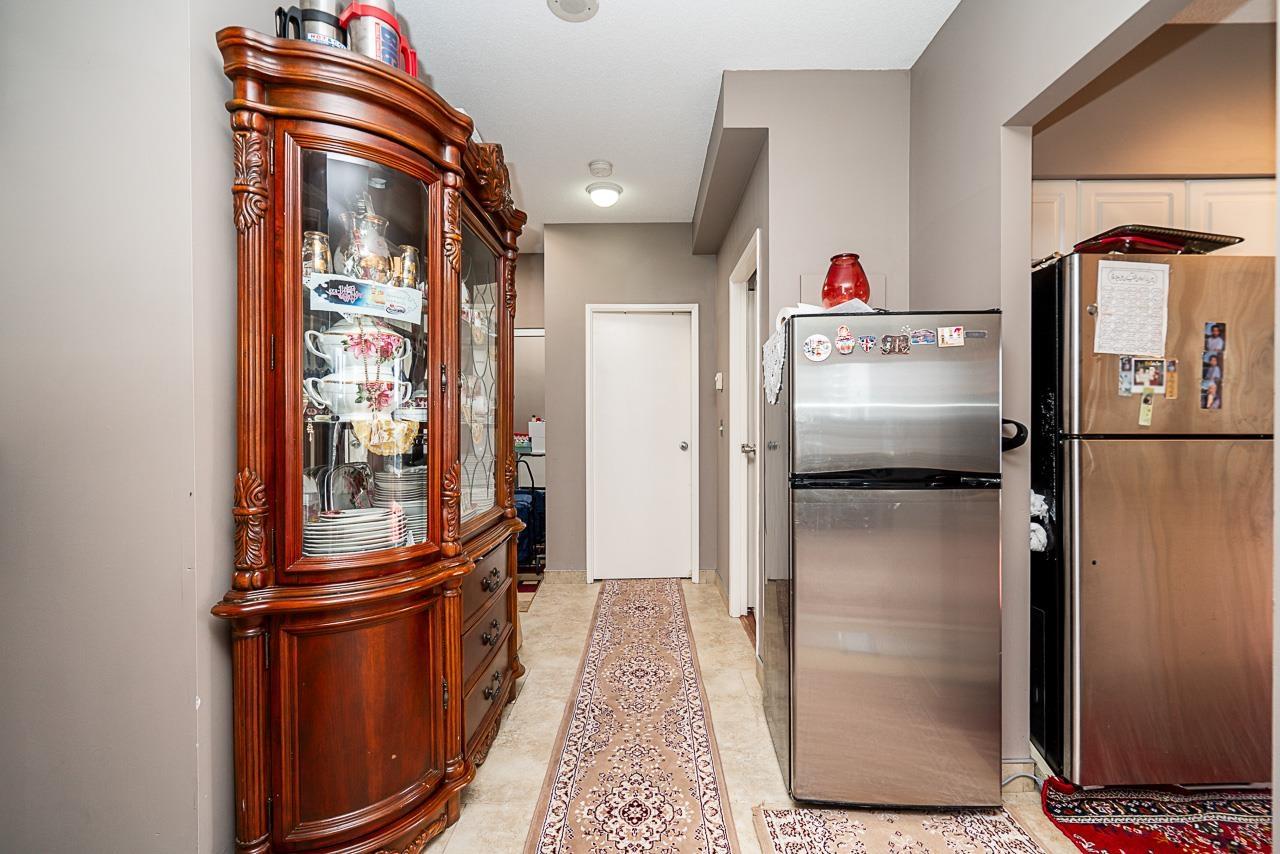 2 Bed, 2 Bath House for Sale in Surrey – 1508 9830 WHALLEY BOULEVARD, Surrey – MLS# R3141696 - Image 14