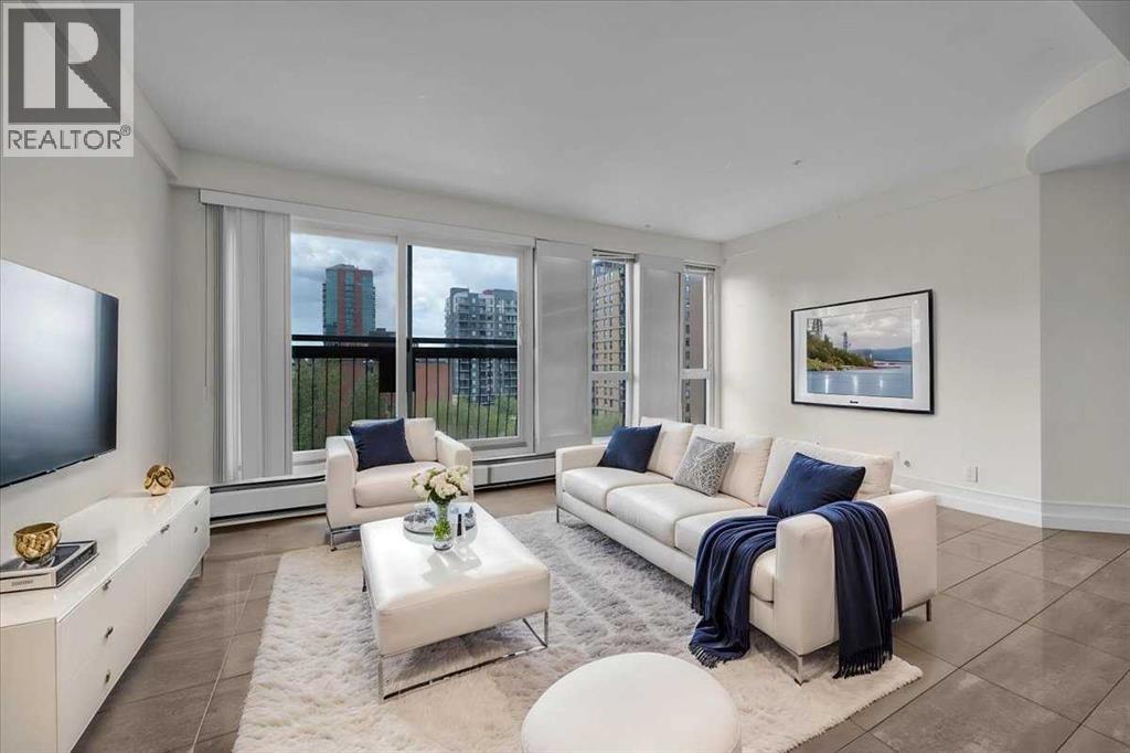 #704 706 15 Avenue SW - 11