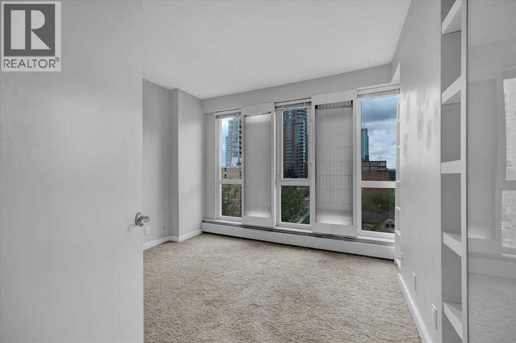 #704 706 15 Avenue SW - 17
