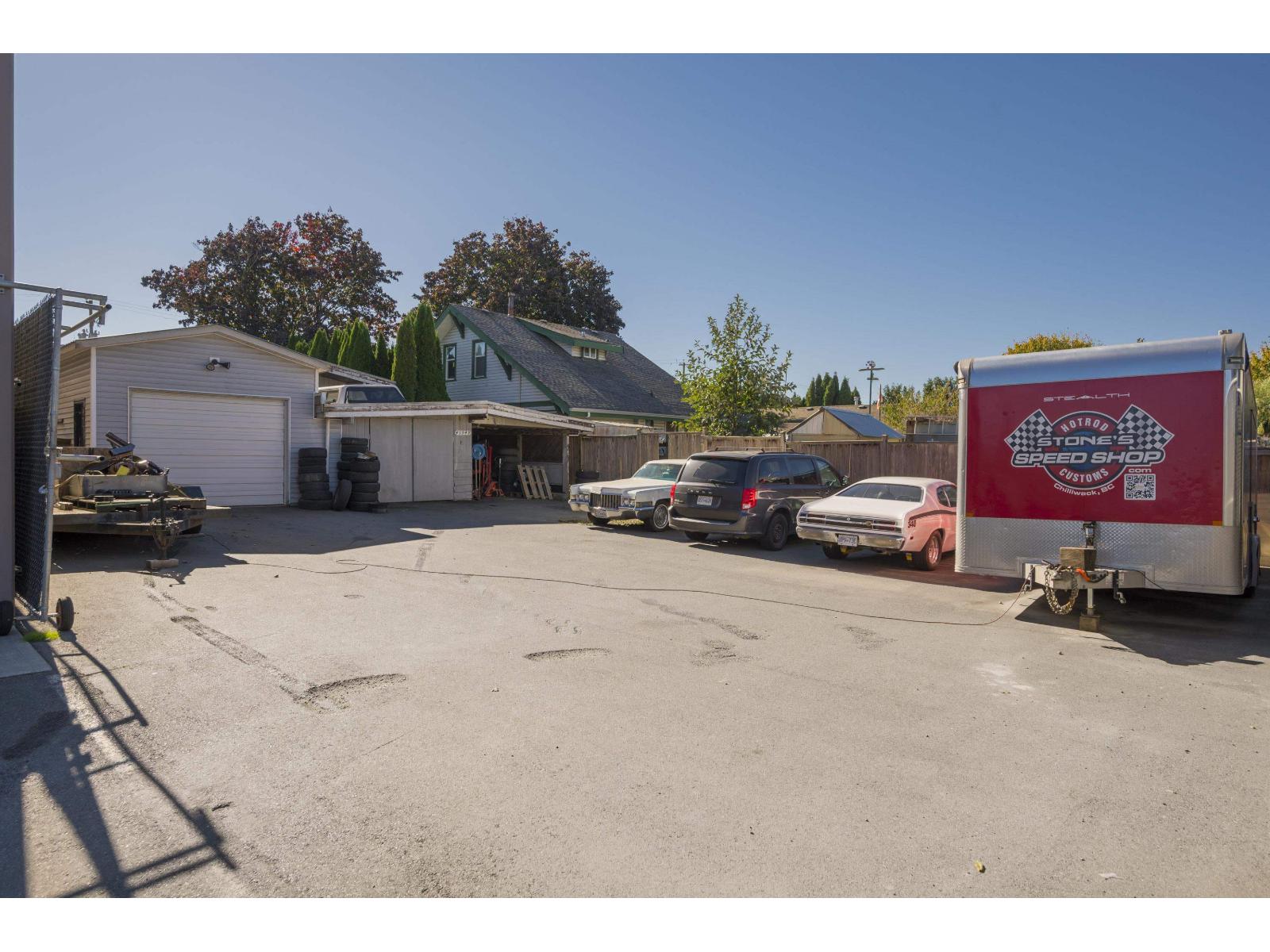 4 Bed, 2 Bath House for Sale in Chilliwack – 45949 ROWAT AVENUE, Chilliwack Proper South – MLS# R3142199 - Image 15