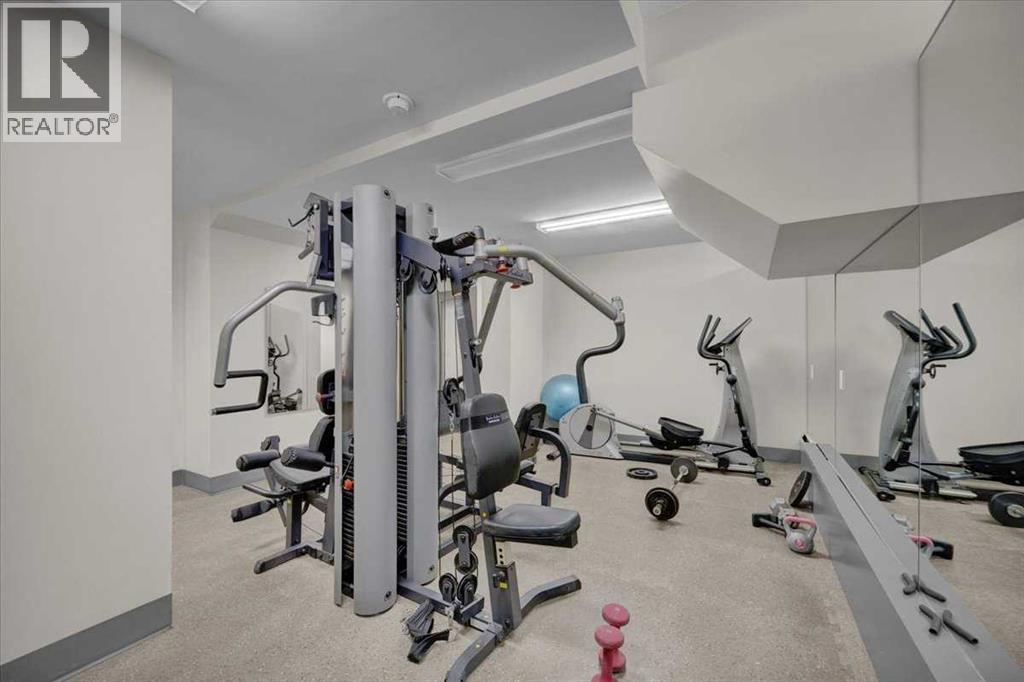 #704 706 15 Avenue SW - 24