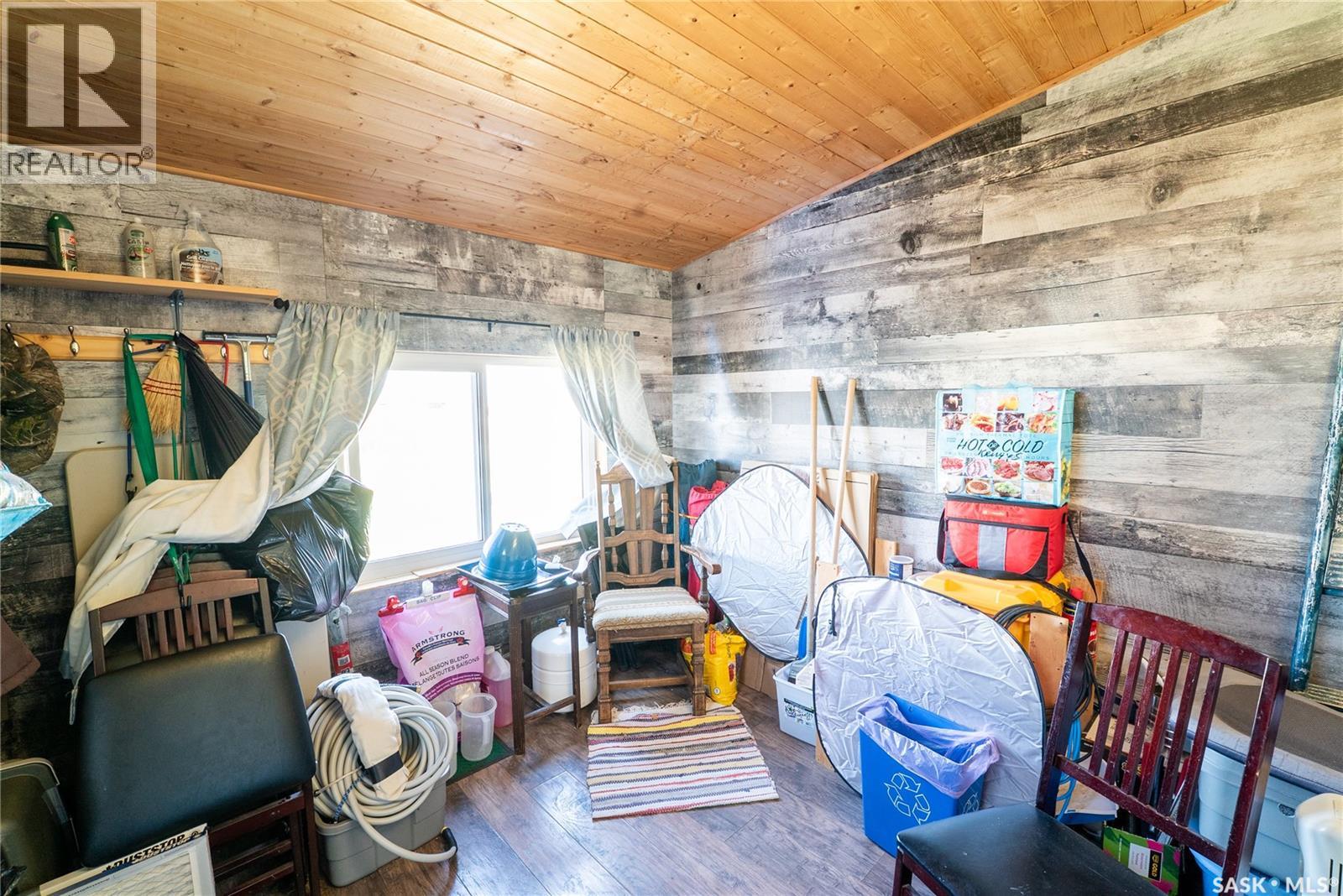 102 Herbert STREET - 14