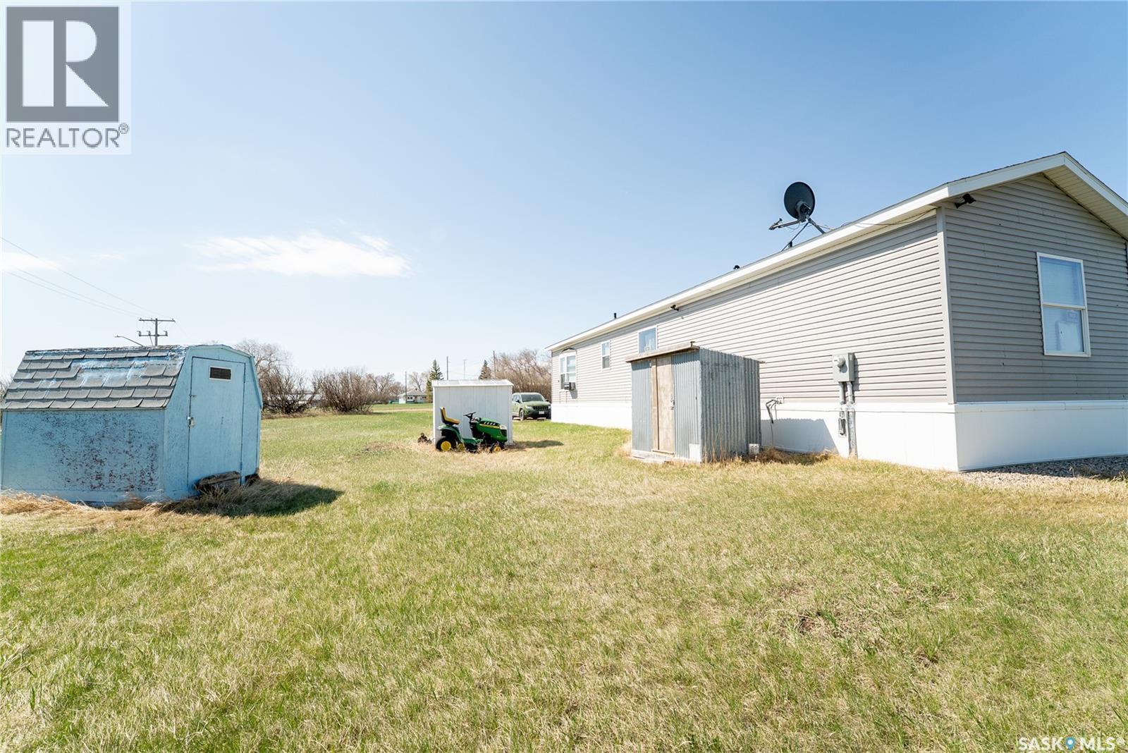 102 Herbert STREET - 19