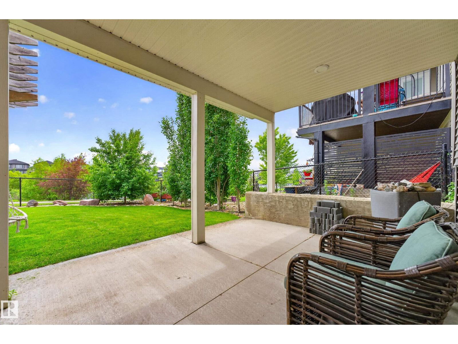 3803 48 AV — photo 12