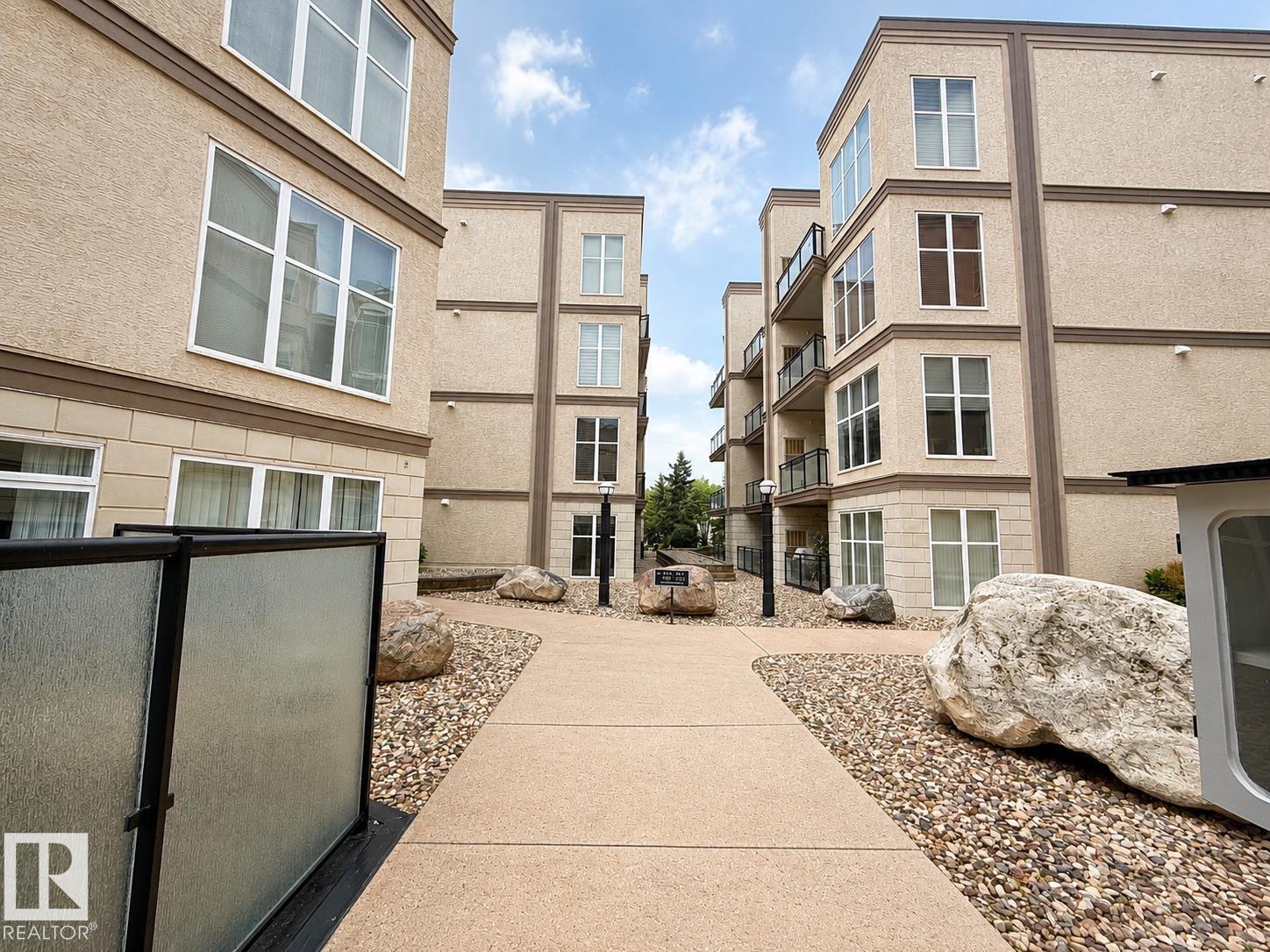 #151 4827 104A ST NW NW - 12