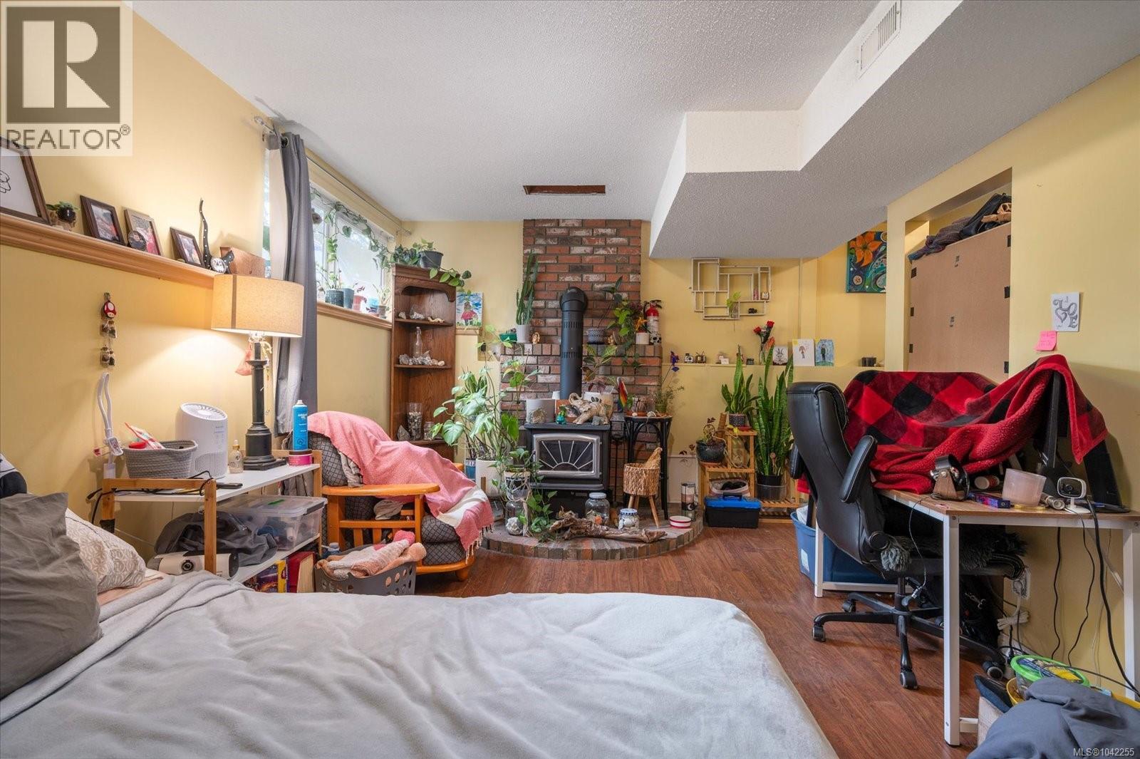 671 Beaconsfield Rd - 29