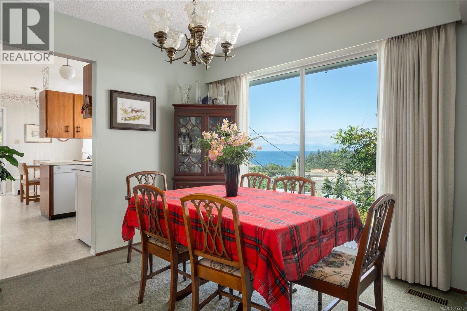 3647 Overlook Dr - 10