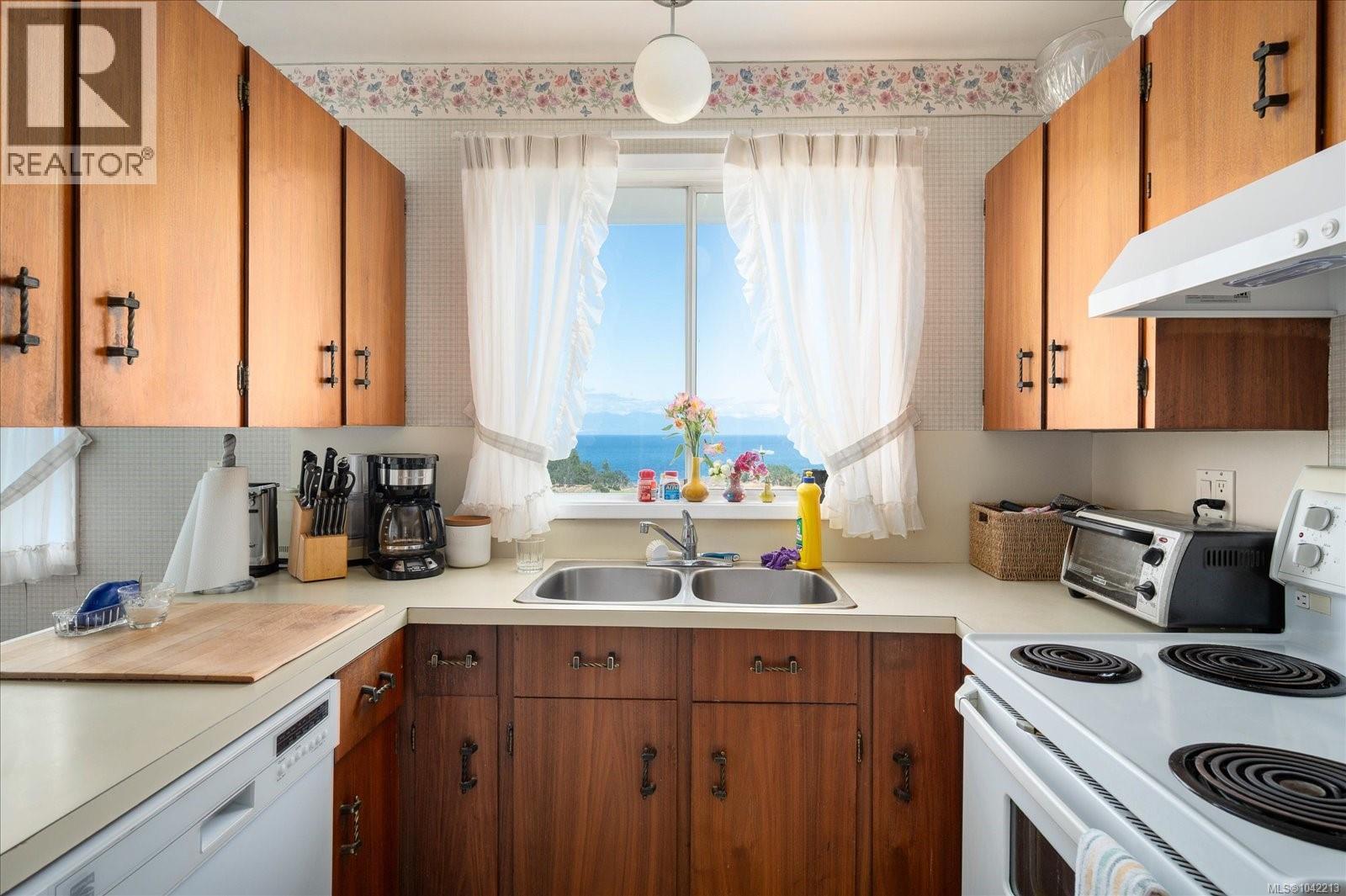 3647 Overlook Dr - 13