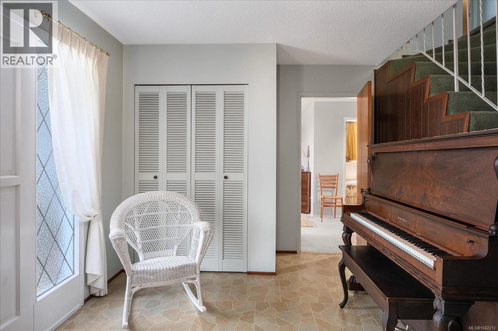 3647 Overlook Dr - 31