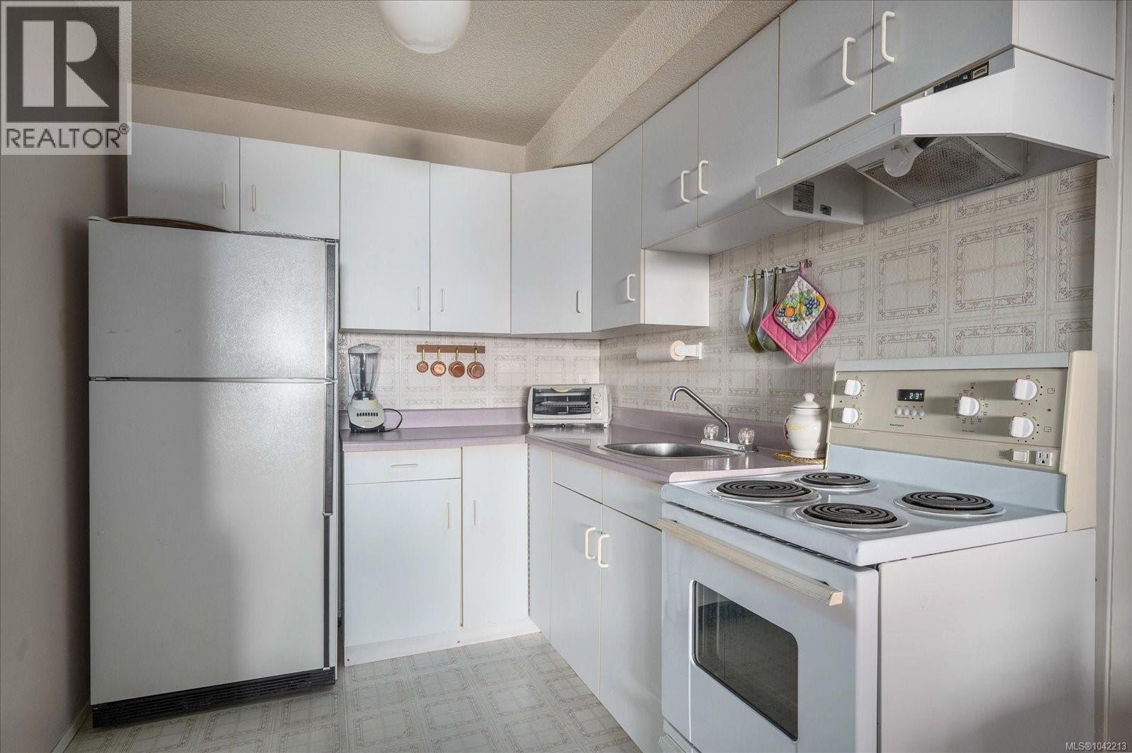 3647 Overlook Dr - 38