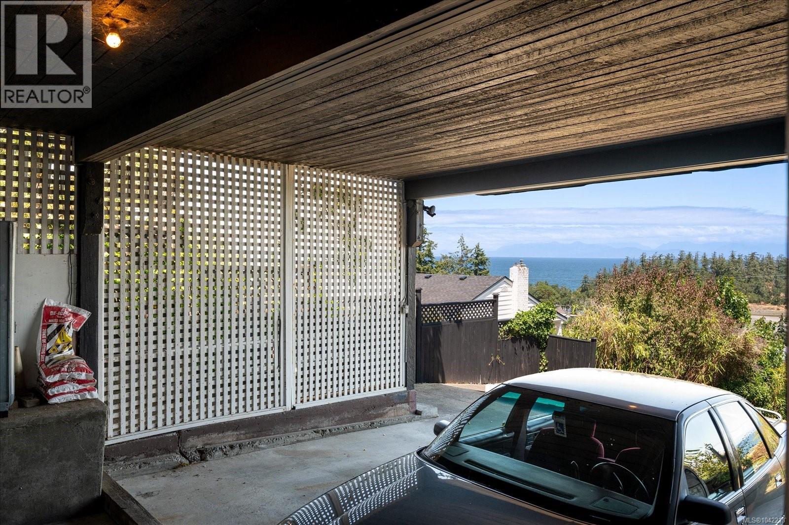 3647 Overlook Dr - 46