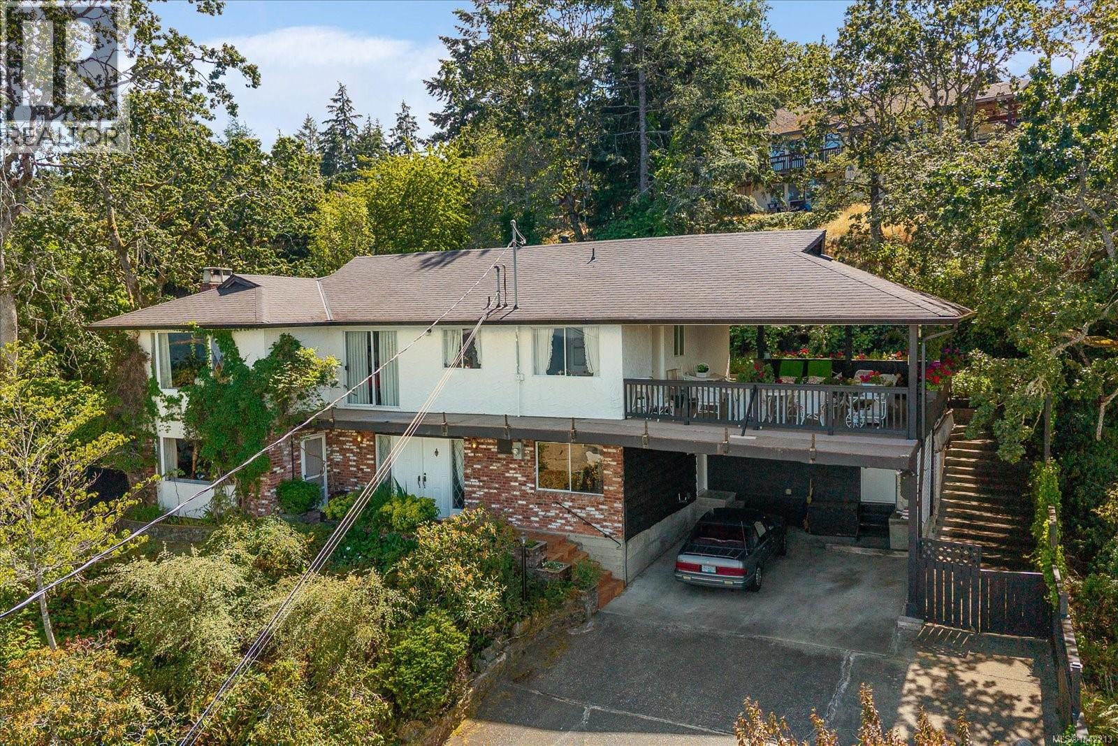 3647 Overlook Dr - 57