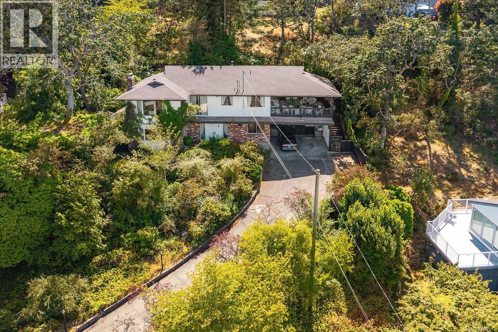 3647 Overlook Dr - 58