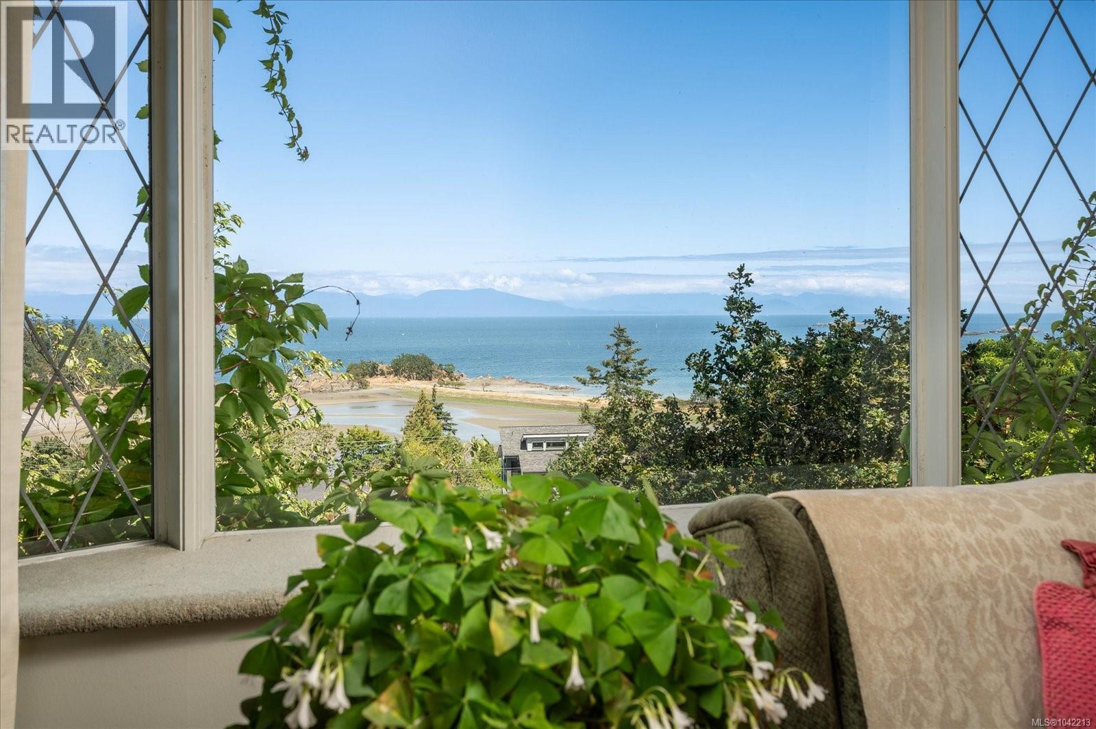 3647 Overlook Dr - 9