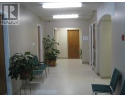 19-21 West Street thumbnail 11