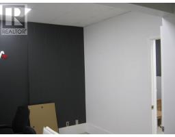 19-21 West Street thumbnail 9