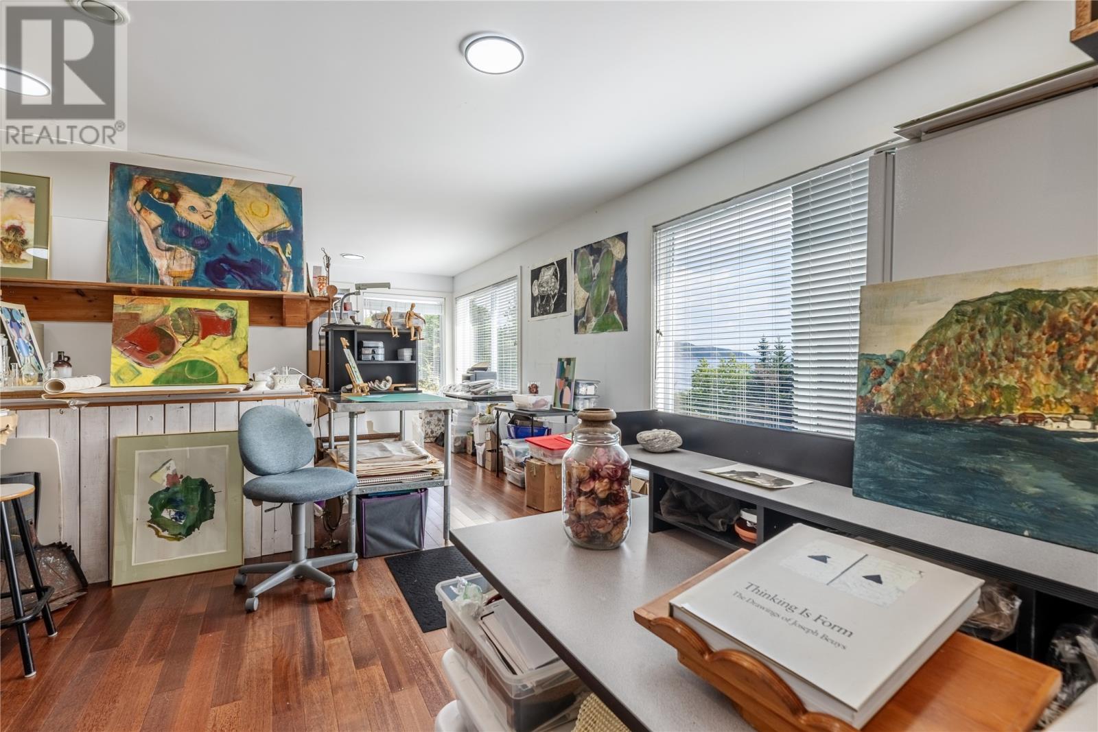 71 Main Road - 39