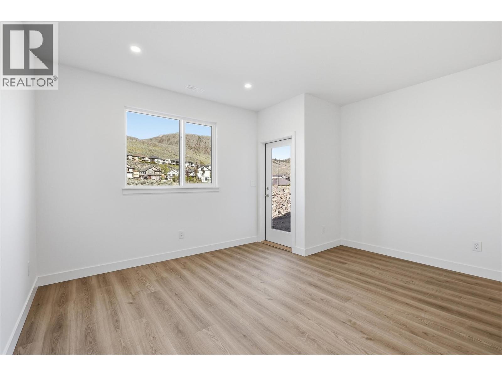 #146 2050 Grasslands Boulevard - 28