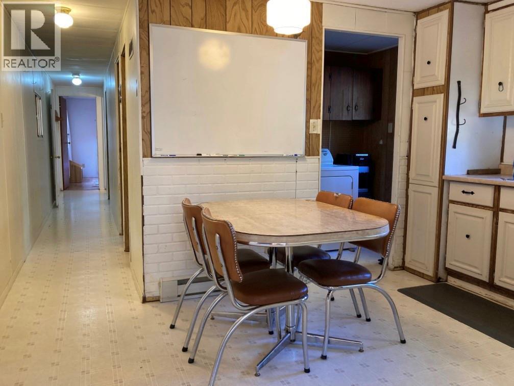 864 Bartley Road - 30