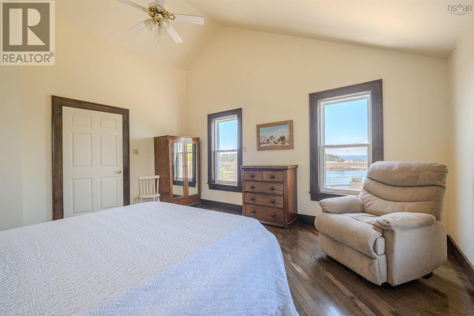 4932 Highway 329 - 38