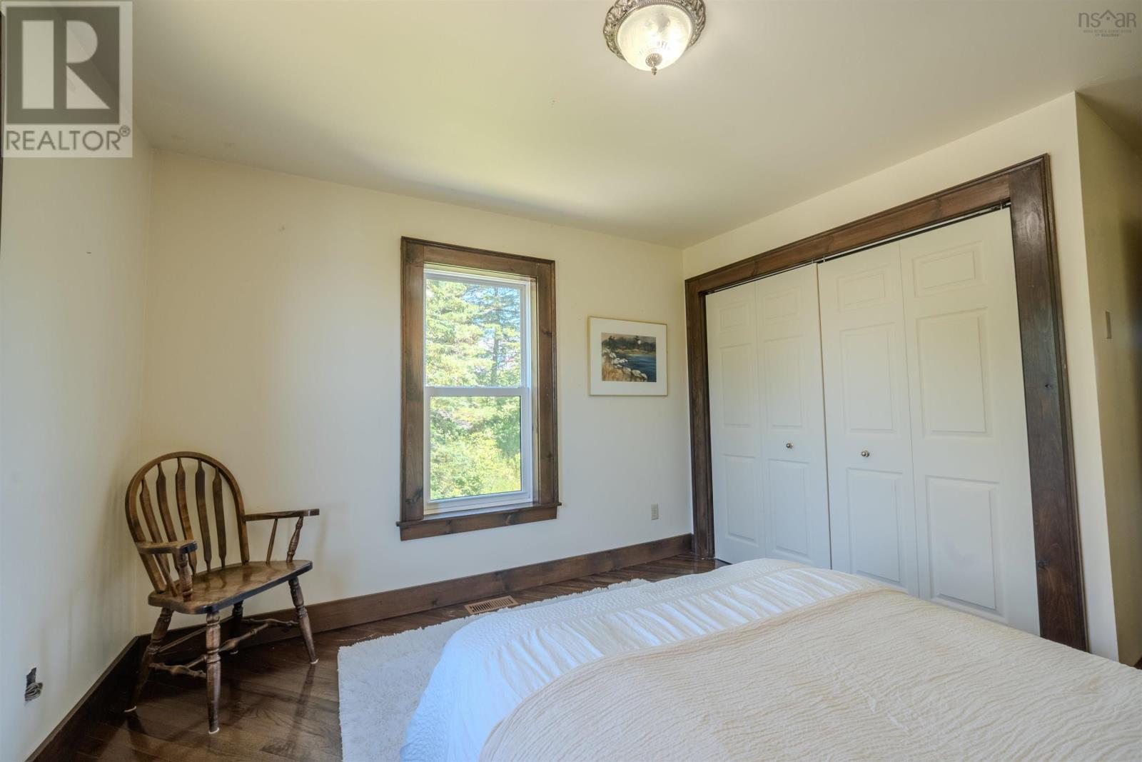 4932 Highway 329 - 35