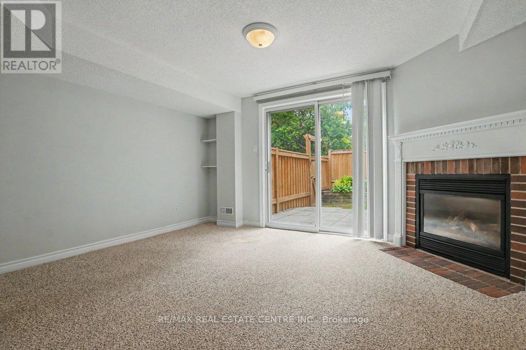#10 76 RIVER DRIVE - 31