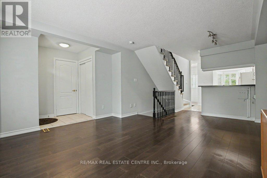 #10 76 RIVER DRIVE - 13