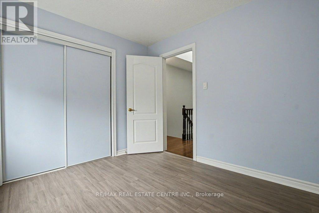#10 76 RIVER DRIVE - 19