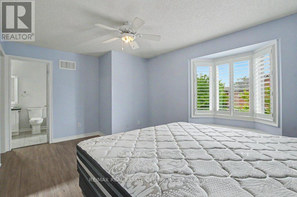 #10 76 RIVER DRIVE - 24