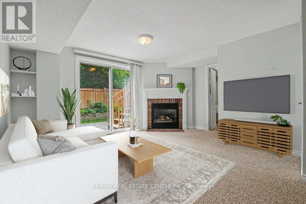 #10 76 RIVER DRIVE - 29