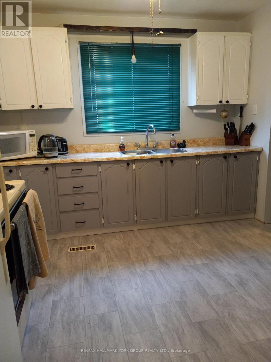 152 BEECH STREET - 11
