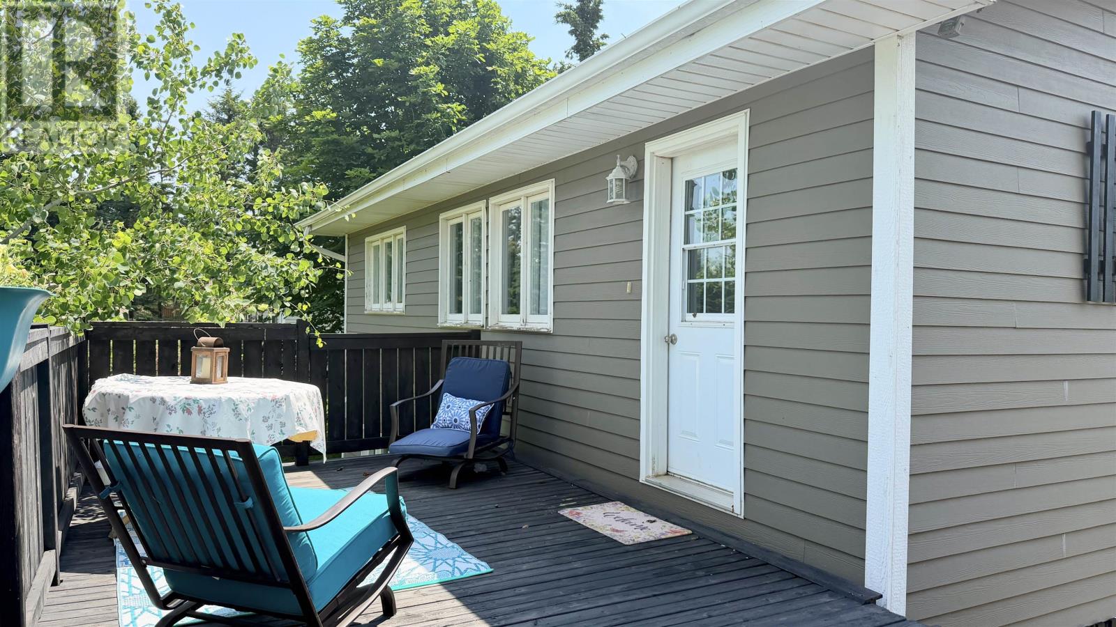 33 Phillips Street - 30