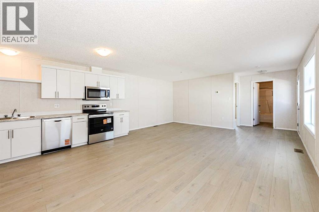 #77, 4802 54 Avenue - 8