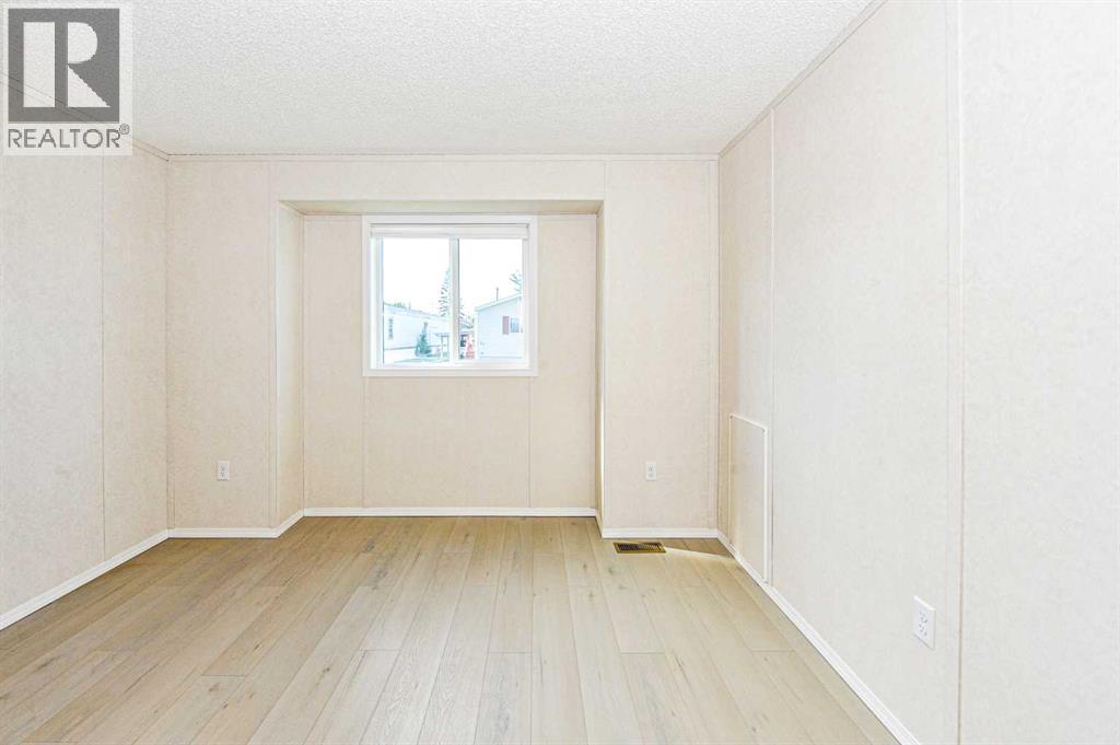 #77, 4802 54 Avenue - 14