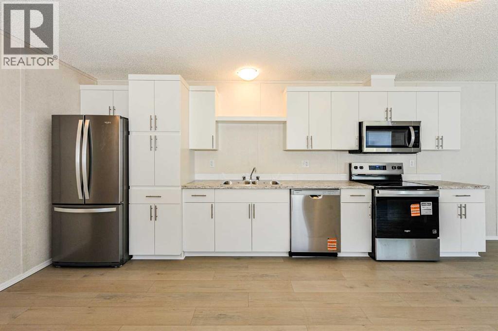 #77, 4802 54 Avenue - 4
