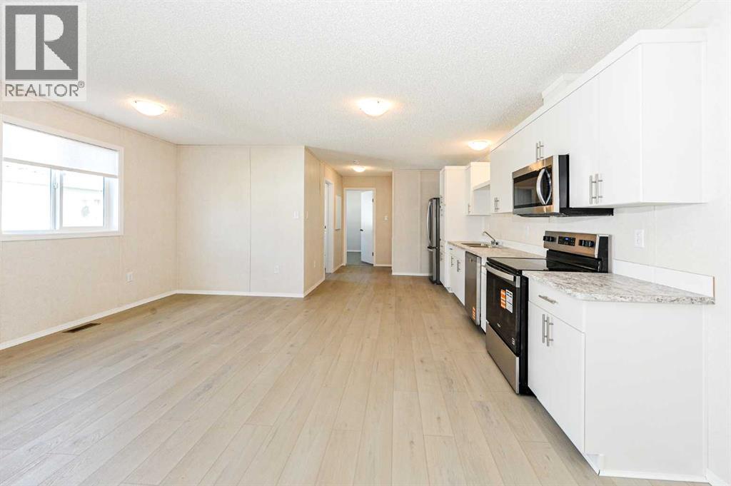#77, 4802 54 Avenue - 7